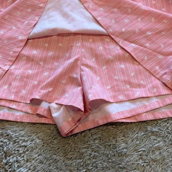 Byrdie Golf Social Pink Skort - Picture 4 of 5